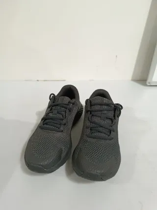Zapatillas Under Armour TALLA:40 E2Y7697