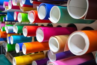 ADHESIVOS DE VINILO DE CORTE PERSONALIZADOS