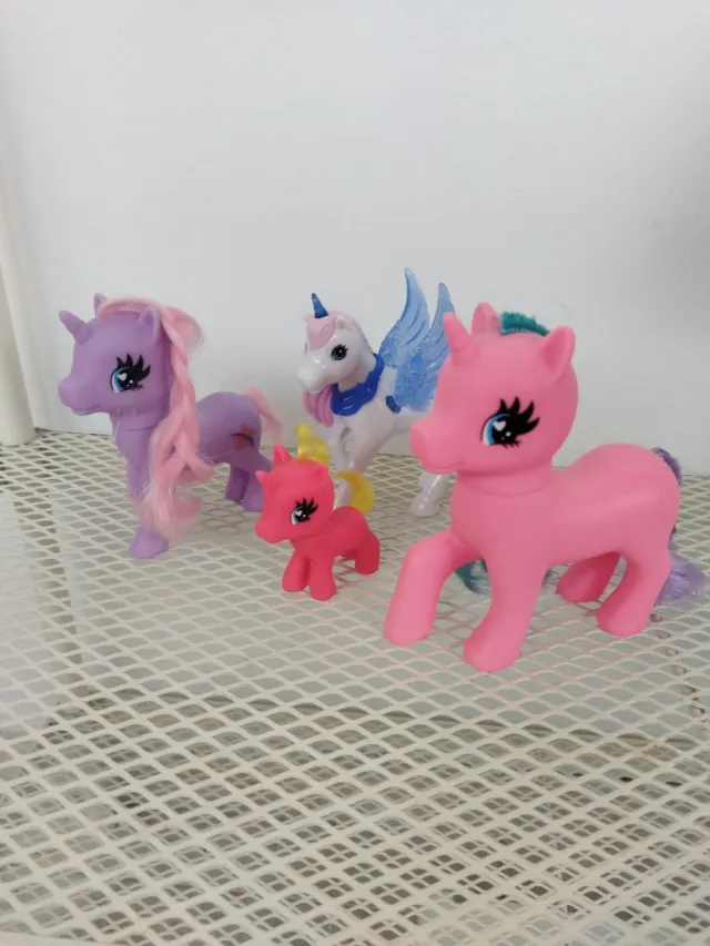 Lote 4 figuras caballos pony con accesorios