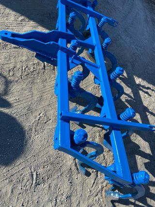 Cultivador 11 brazos muelles