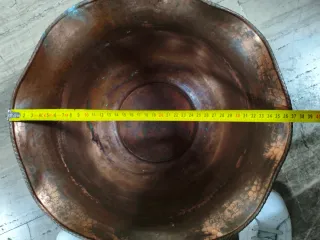 Cachepot in rame lavorato a mano