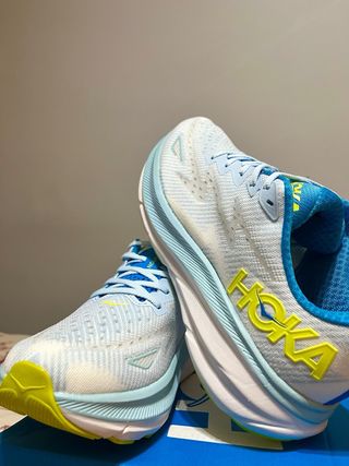 Hoka Clifton 9 Talla 43 nuevas a estrenar