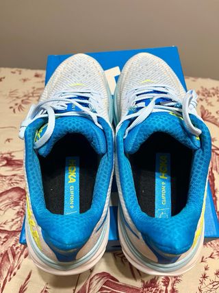Hoka Clifton 9 Talla 43 nuevas a estrenar