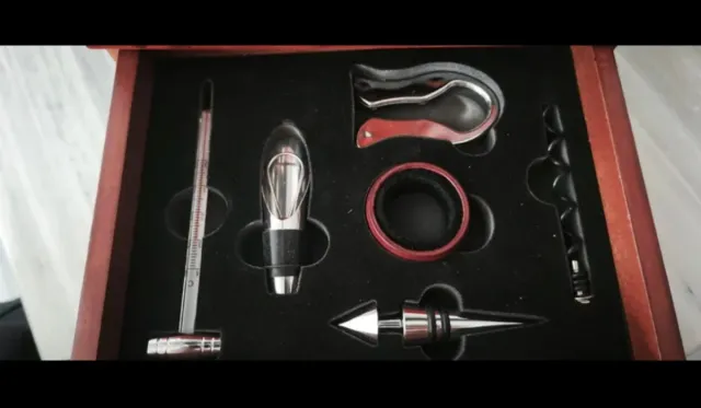 Sacacorchos en Caja Madera con Accesorios Vino inc