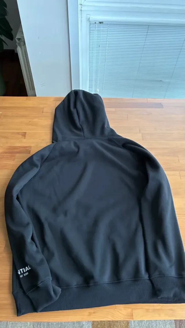 Sudadera Essentials Negra