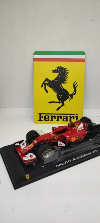 Modellino Ferrari F14 T - Fernando Alonso 2014. Di