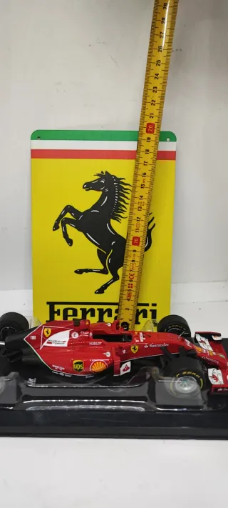 Modellino Ferrari F14 T - Fernando Alonso 2014. Di