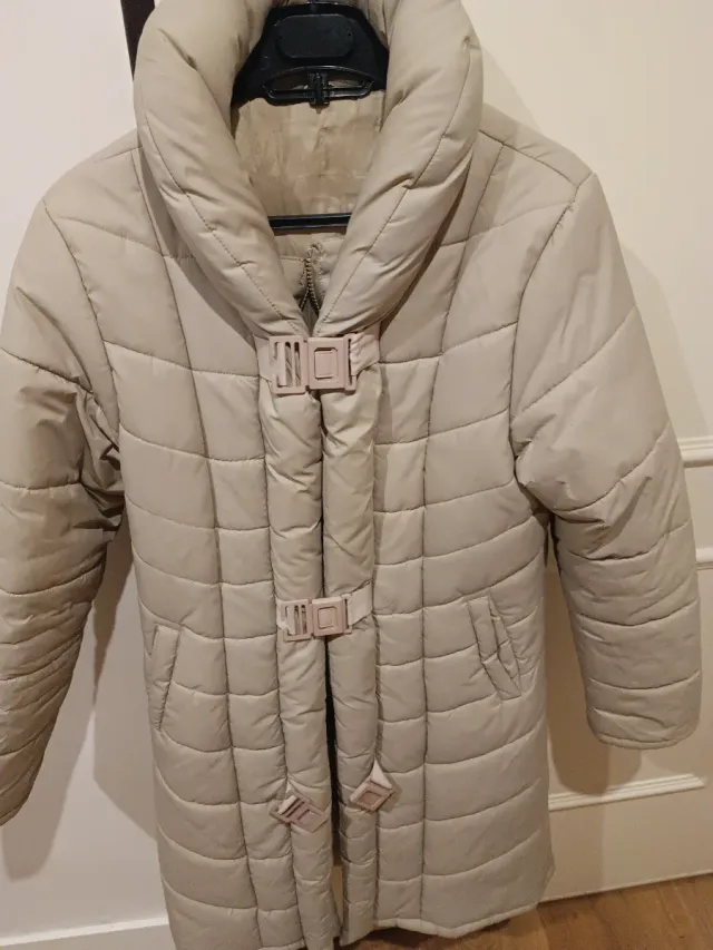 Abrigo acolchado beige