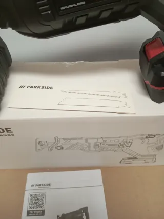 Parkside Sierra de sable 20V completa