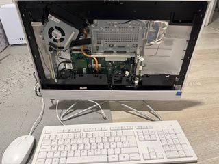 HP AIO dd2001ss Celeron J4025 (sin pantalla)