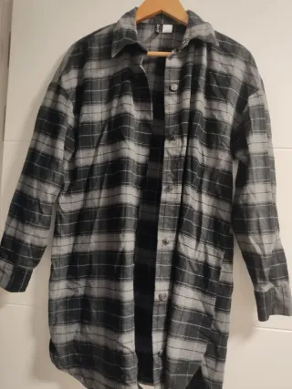 Camisa H&M cuadros gris y negro Talla M