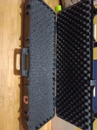 Maleta de transporte para réplicas