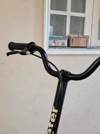 SuperStreeter Patineta 3 Ruedas Precio negociable