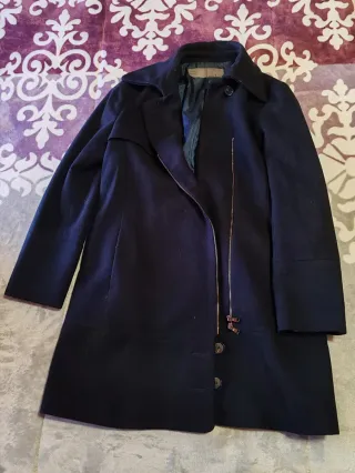 Abrigo paño Zara largo azul tres cuartos