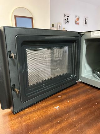 Microondas Grill LG panel Táctil 1000W, 25L