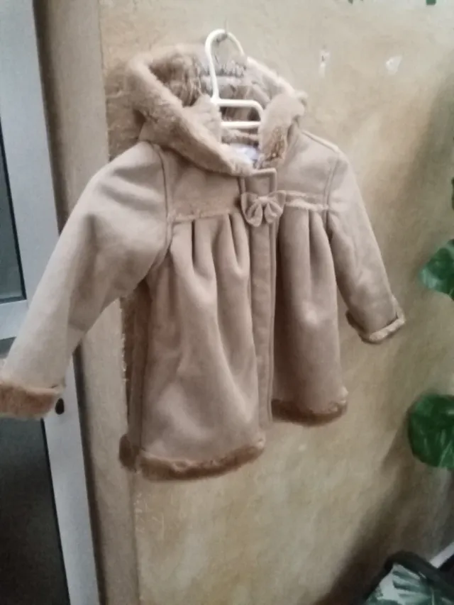 Abrigo niña 24-36 meses