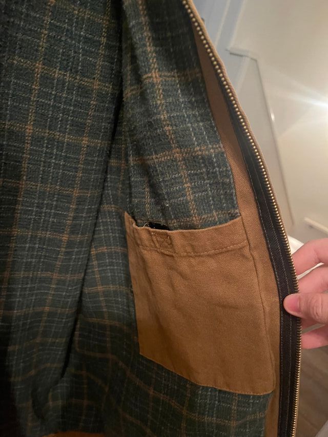 Abrigo Carhartt Detroit J97 Marrón