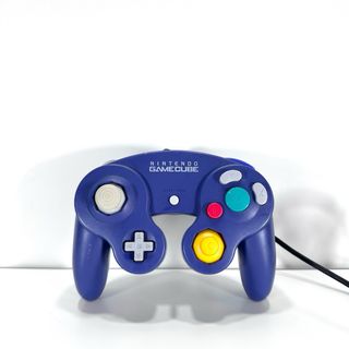 Nintendo GameCube Viola + Controller + Alimentator