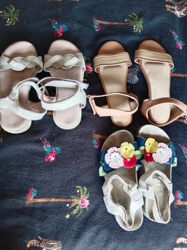 Sandalias niña talla 32