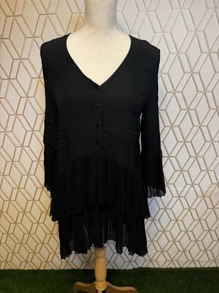 Vestido camisero negro plisado talla única