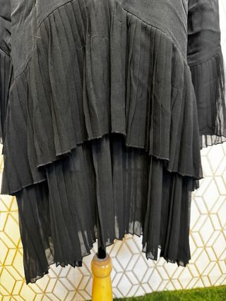 Vestido camisero negro plisado talla única