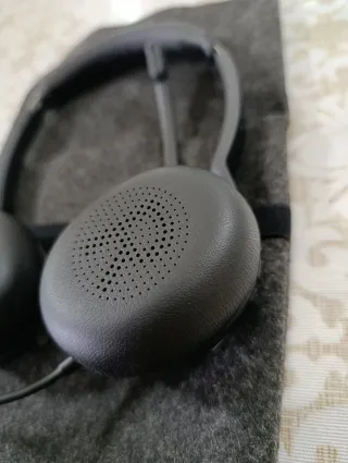 Cuffie nere con custodia