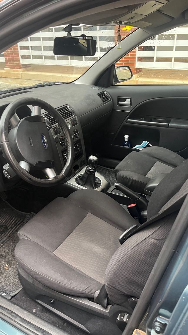 Ford Mondeo 2003 con AVERIA