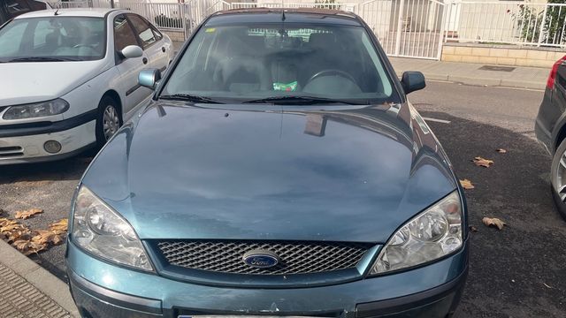 Ford Mondeo 2003 con AVERIA