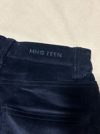 Pantalón pana Mango azul marino flare cargo