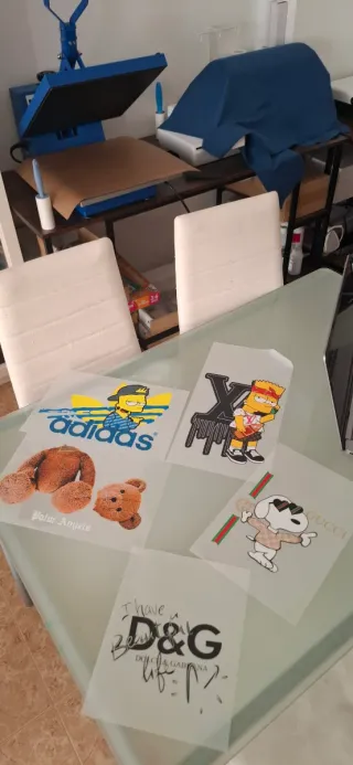 Camisetas y sudaderas personalizadas