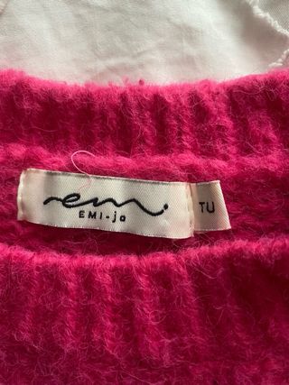 Jersey fucsia punto grueso botones joya