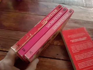 Pack libro juegos Altea lucha ficción + regalo