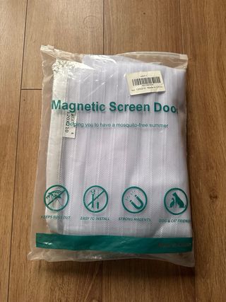 Puerta malla magnética