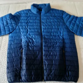 Chaqueta acolchada NUEVA hombre. Talla XL.