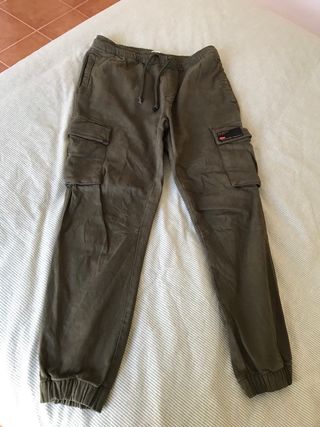 Pantalón cargo ZARA hombre verde oliva