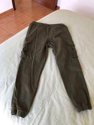 Pantalón cargo ZARA hombre verde oliva