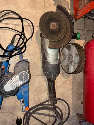Lote Herramientas: Amoladora, Lijadora, Compresor,