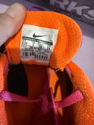 Zapatillas Nike Moradas y Rosas