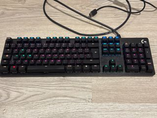 Teclado Mecánico Logitech G512SE RGB