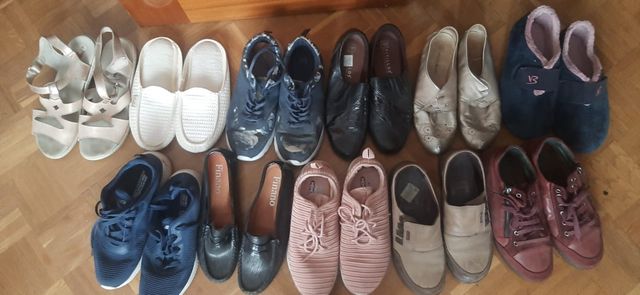 Lote 11 pares zapatos mujer, talla 39-40