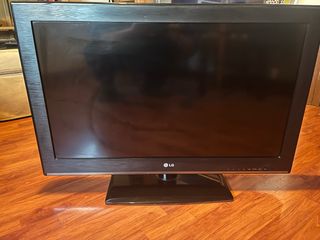 TV LG LCD 32 32CS460 + Mando y Cable