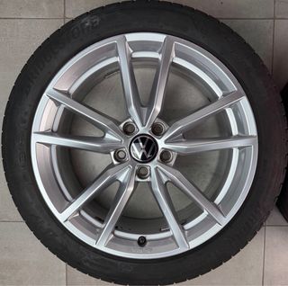 LLANTAS VW PRETORIA 18” ORIGINALES CON NEUMÁTICOS