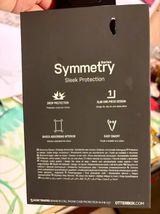 Funda Otter Symmetry iPhone 11 Negra