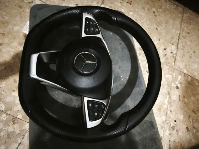 Volante Mercedes W205 Clase C