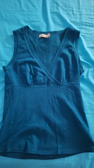 Top Zara Azul Eléctrico Cruzado talla L