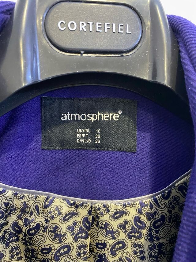 Chaqueta larga morada Atmosphere Talla M