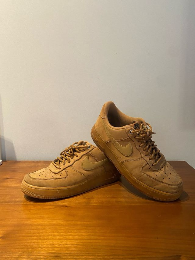 Nike Air Force 1 Beige/Marrón