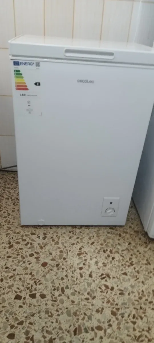 Congelador horizontal Cecotec casi nuevo