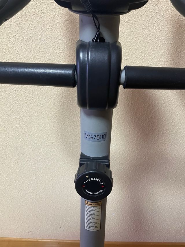 Bicicleta Estática Ajustable