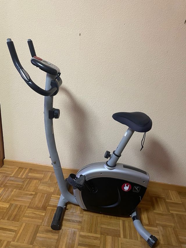 Bicicleta Estática Ajustable